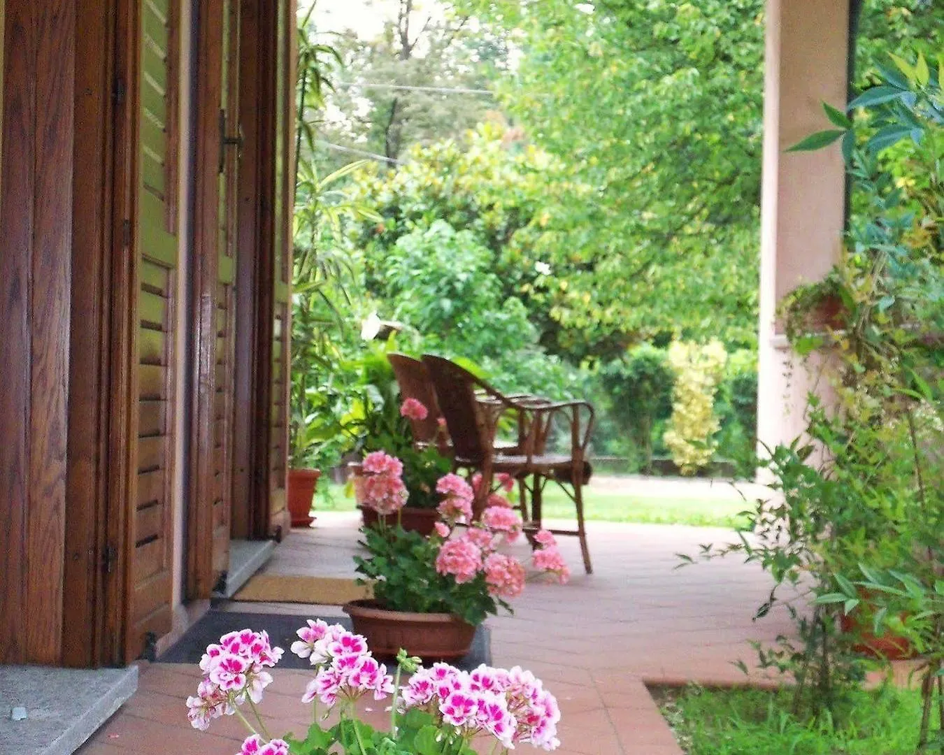 ** Bed & Breakfast Bed&Breakfast Il Ciliegio Fiorito Somma Lombardo Italy