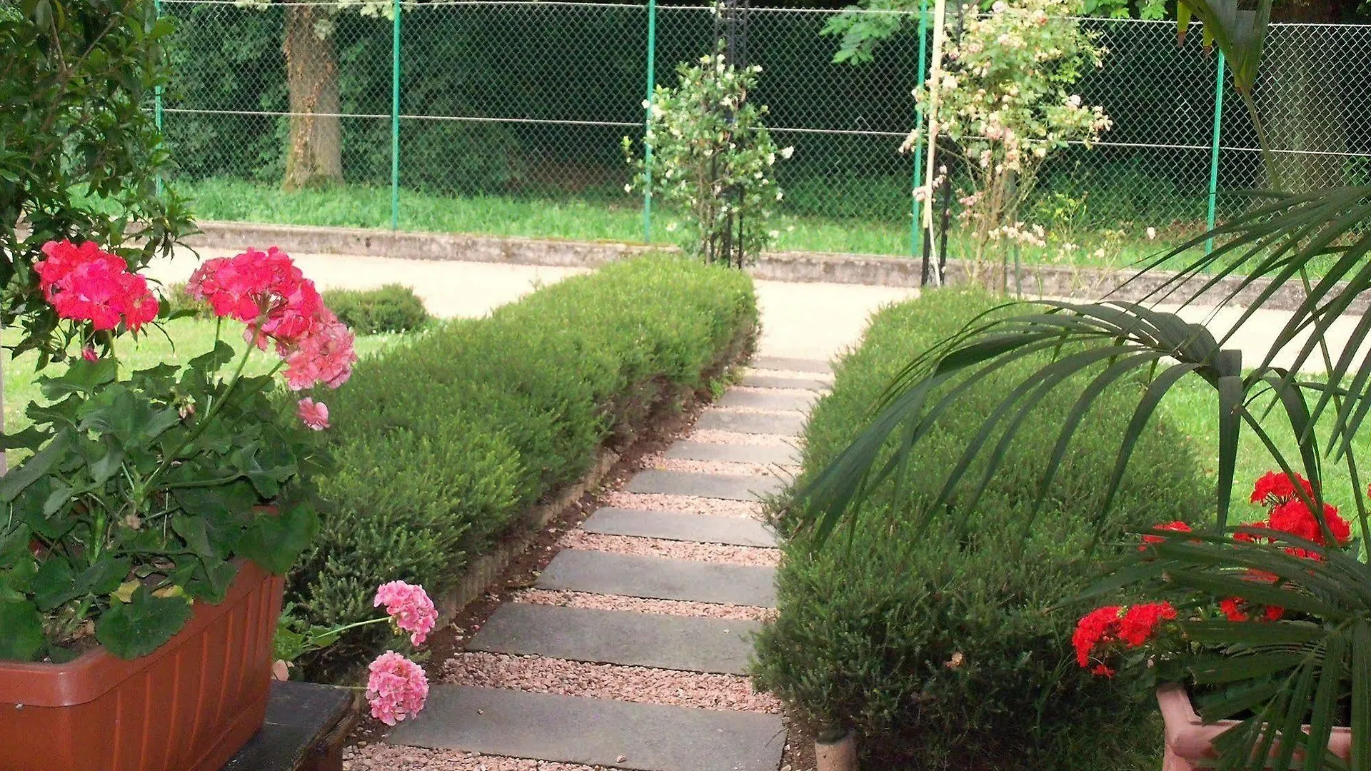 Bed&Breakfast Il Ciliegio Fiorito Somma Lombardo 2*,  Italy